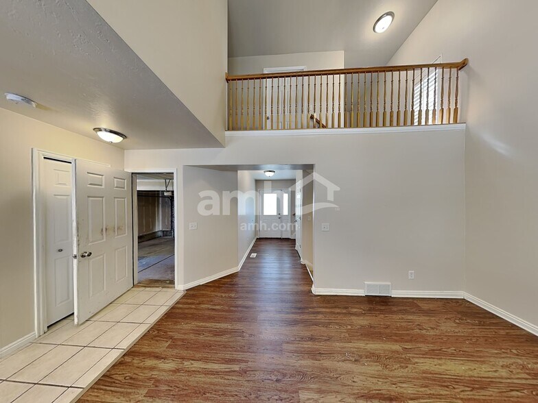 Building Photo - 8671 S Dove Meadows Ln