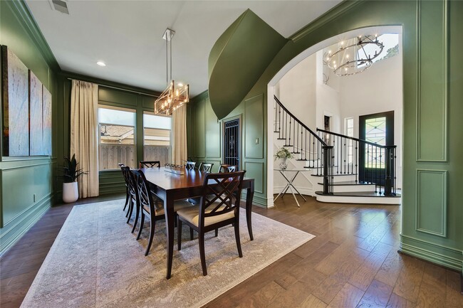 Building Photo - 1332 Gardenia Dr
