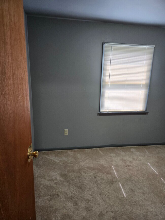Building Photo - 102 Wyncote Ct