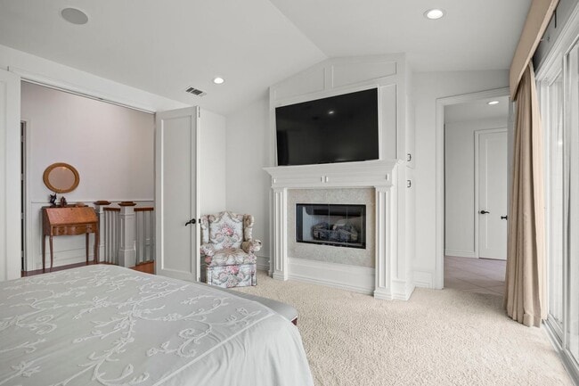 Building Photo - 3086 Solimar Beach Dr