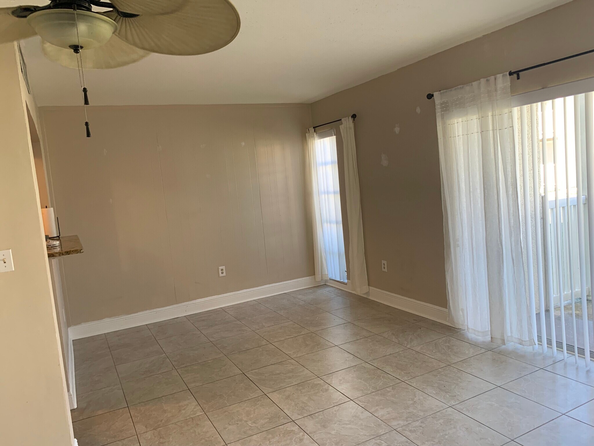 Building Photo - 250 N Banana River Dr