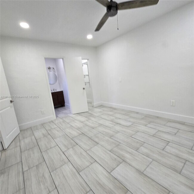 Building Photo - 1230 NW 70th St