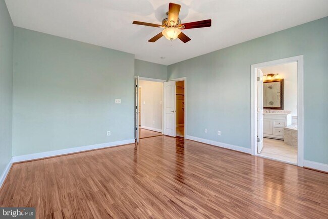 Building Photo - 6830 Hartzell Hill Ln