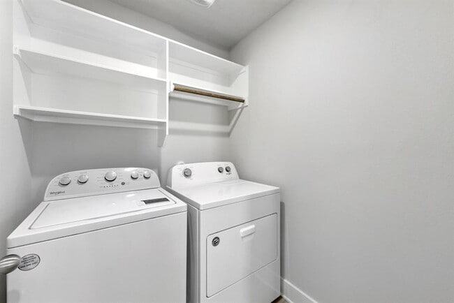 Building Photo - 7602 Darby Swank Vw