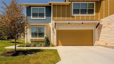 Building Photo - 516 E Slaughter Ln