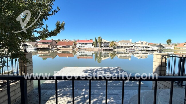 Building Photo - 4 Bed 3 Bath Spring Valley Lake Home On Th...