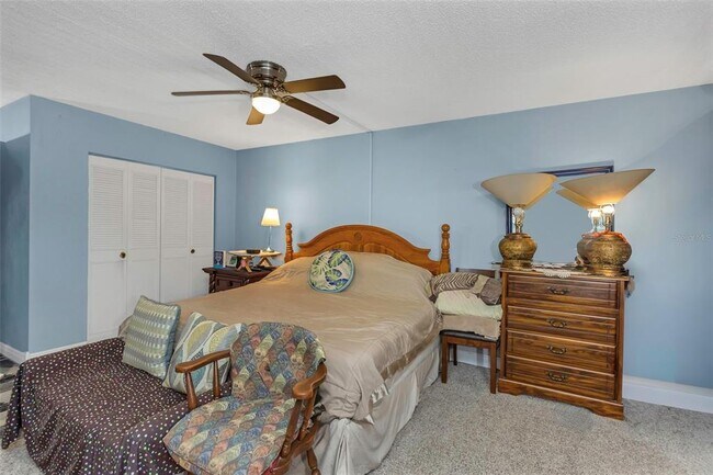 Building Photo - 4742 Azalea Dr