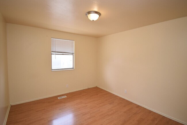 Building Photo - 4277-4279 S 1350 E