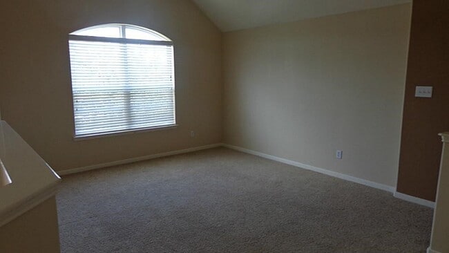 Building Photo - 21911 Canyonwood Park Ln