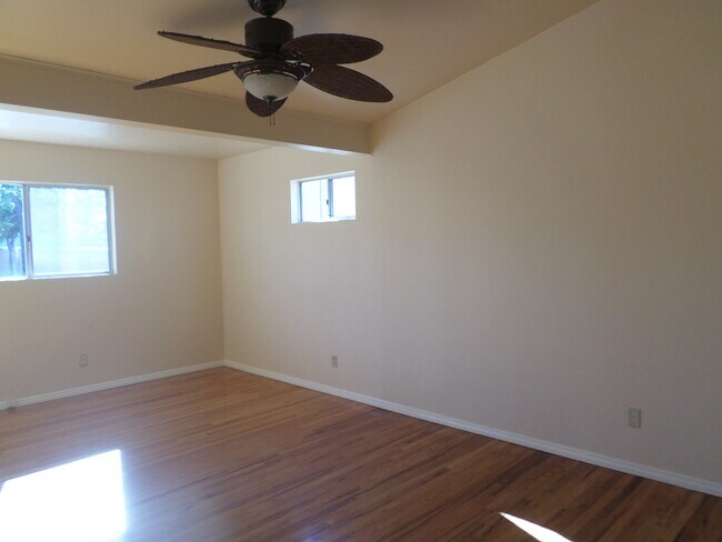Building Photo - 3 bedroom Home in College Area Near SDSU!!