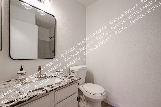 Building Photo - 4611 W Milky Way