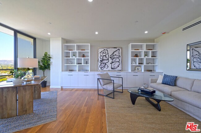 Building Photo - 10601 Wilshire Blvd