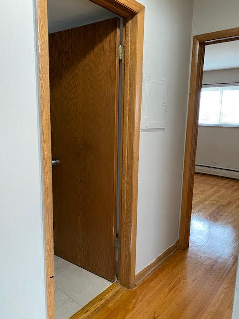 Building Photo - 1653 Oakwood Ave