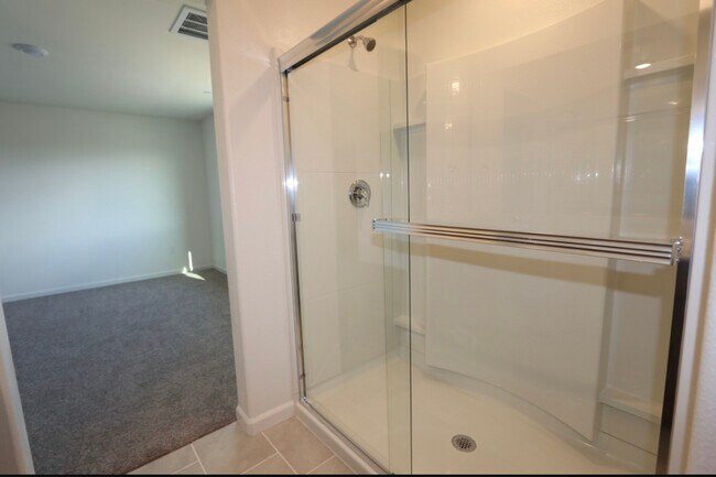 Building Photo - 2224 S Crumal St