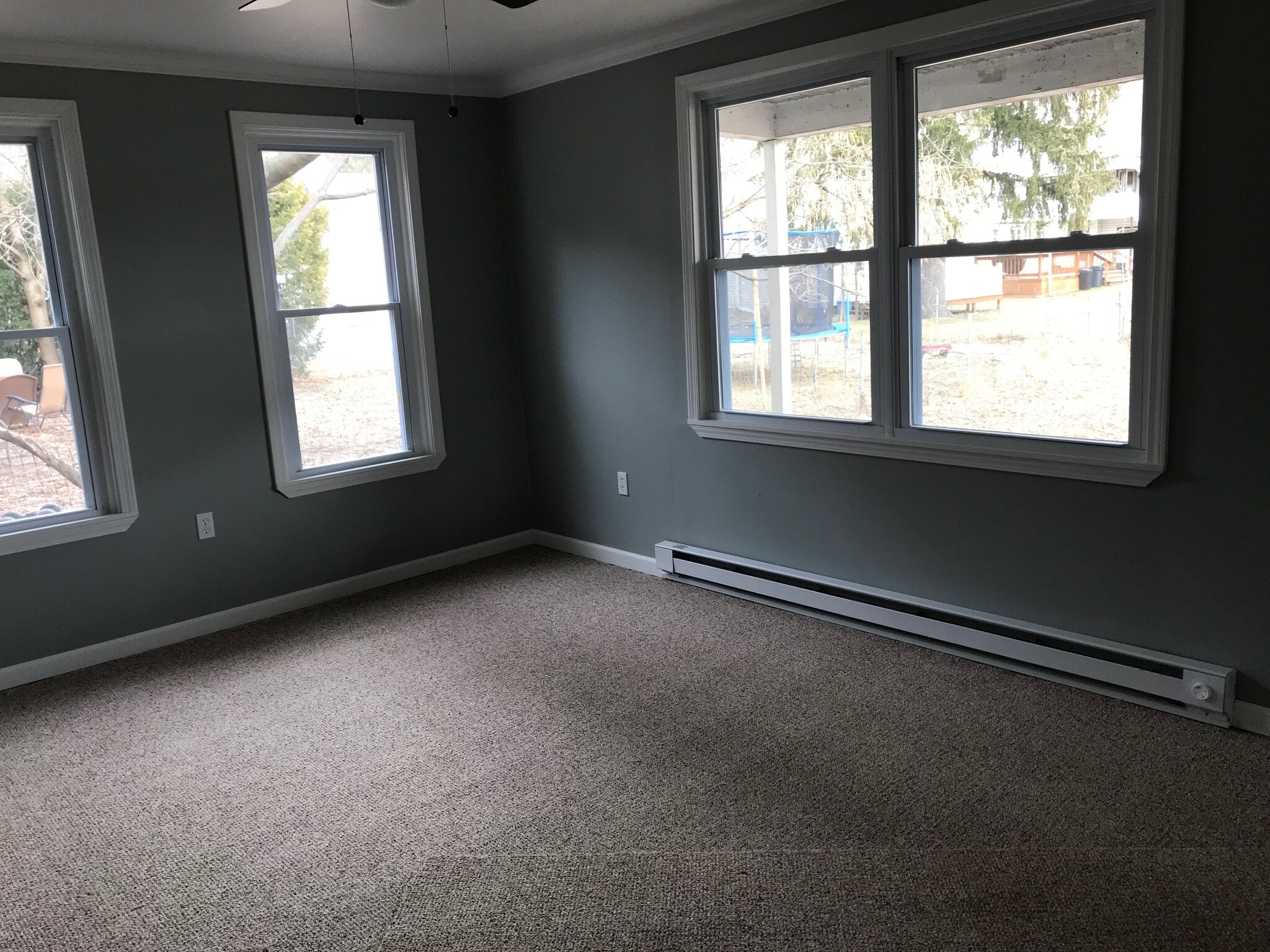 Building Photo - 160 Sly Ave