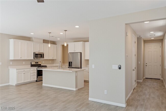 Building Photo - 789 Cottonwood Hl Pl