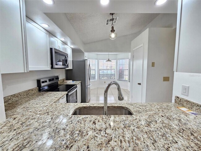 Building Photo - 1024 Whalebone Bay Dr