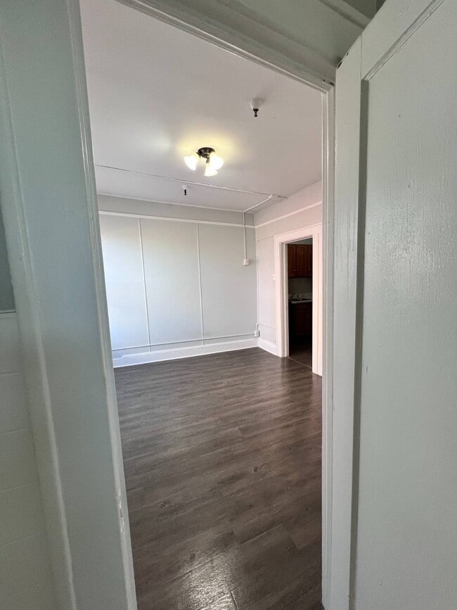 Building Photo - 132 Jay St