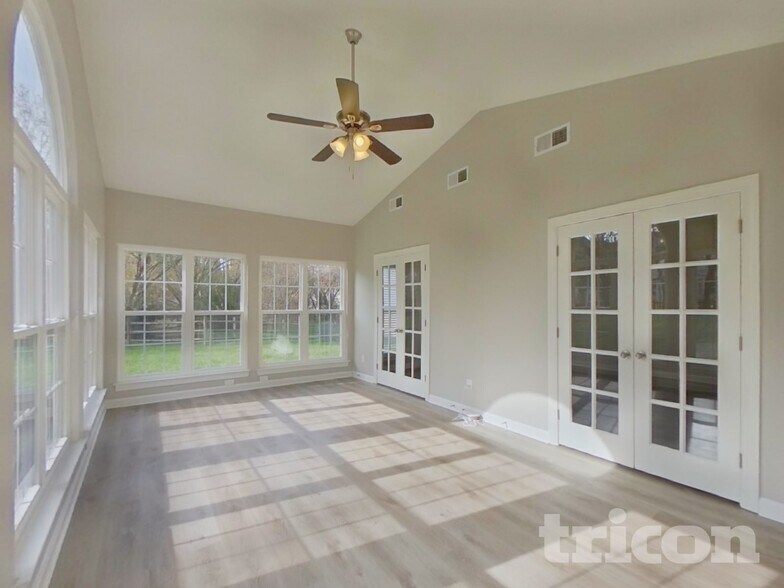 Building Photo - 6107 Tesh Ct