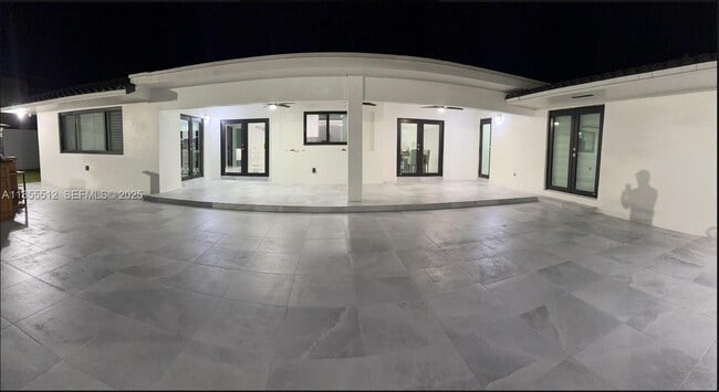 Building Photo - 2721 SW 130th Ave