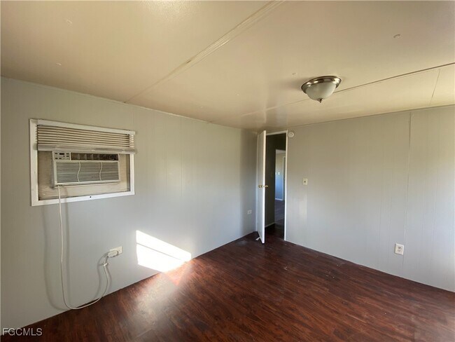 Building Photo - 8219 McDaniel Dr