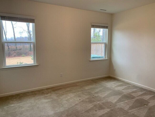 Building Photo - 1149 Noor Ln