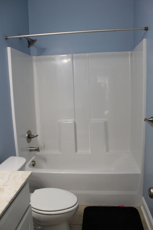 Building Photo - 134 Princess Dr