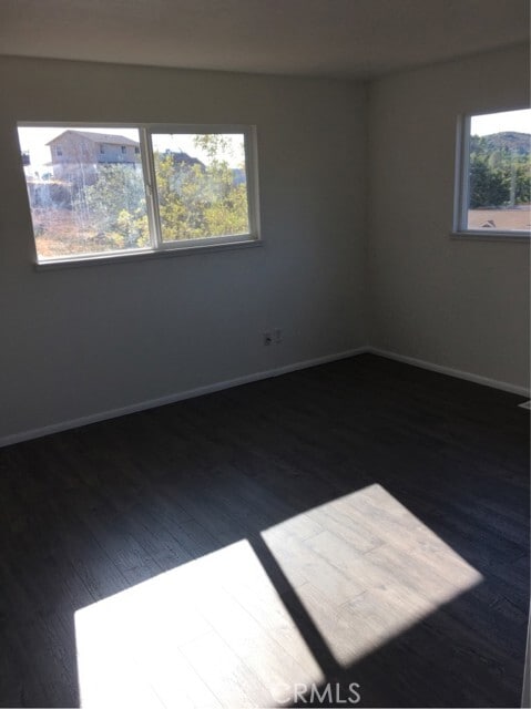 Building Photo - 9247 Fairway Dr