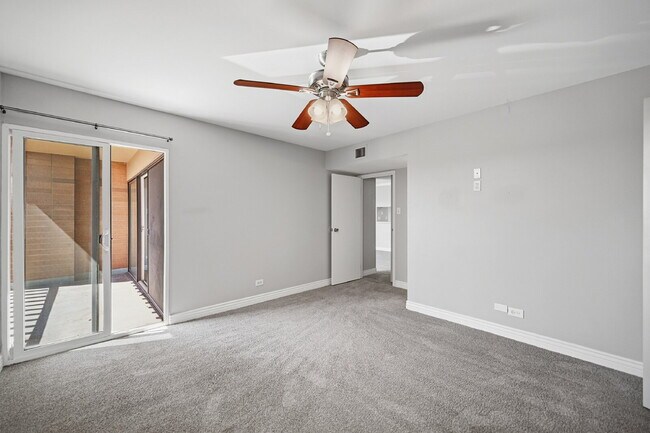 Building Photo - $2,240.95 2-Bed, 2-Bath Condo In Perfect Denver Location!