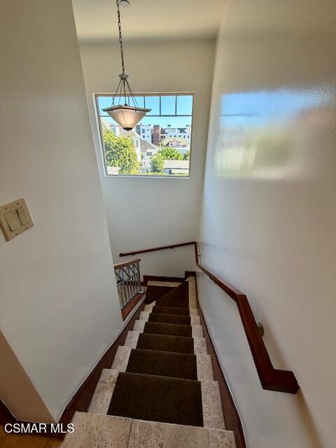 Building Photo - 828 E Thompson Blvd