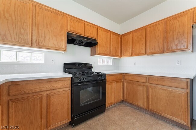 Building Photo - 6758 Lincoln Wood St