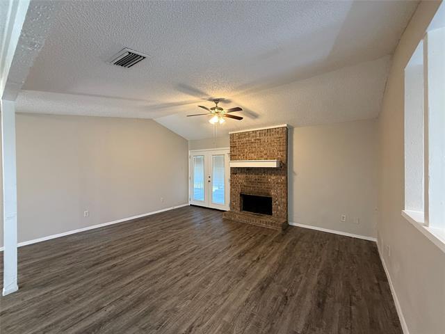 Building Photo - 814 Villa Ridge Dr