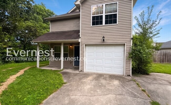 Building Photo - Charming Home with Spacious Garage & Modern Amenities / 3 beds 2 baths / Garage attached / Availa...