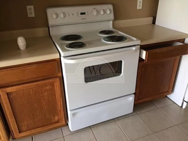 Building Photo - 2101 Ruger Dr