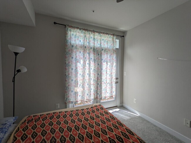 Building Photo - 42593 Burbank Terrace