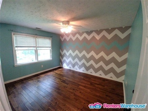 Building Photo - 852 Rockfount Way