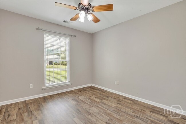 Building Photo - 205 Abigail Cir