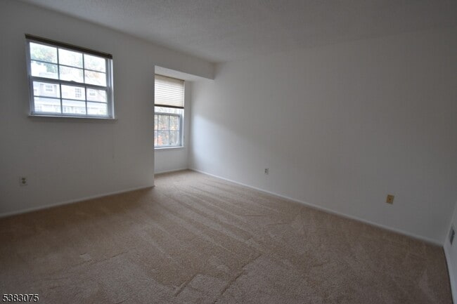 Building Photo - 1250 Garrison Ct