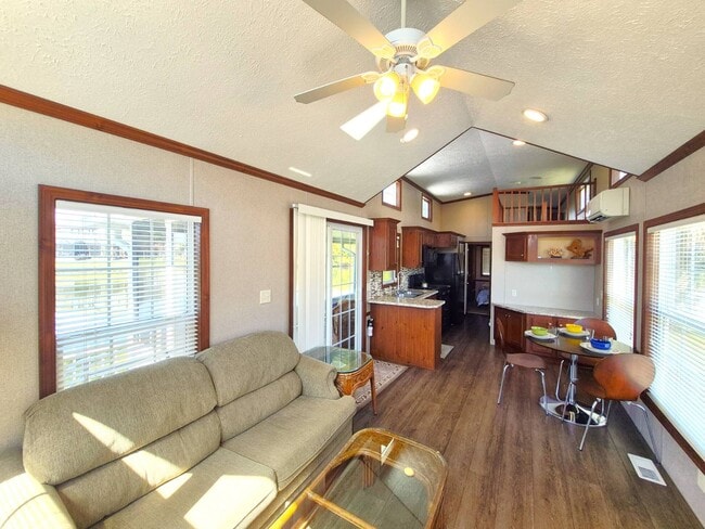 Building Photo - 200 S Banana River Dr