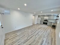 Building Photo - 45 65th Pl