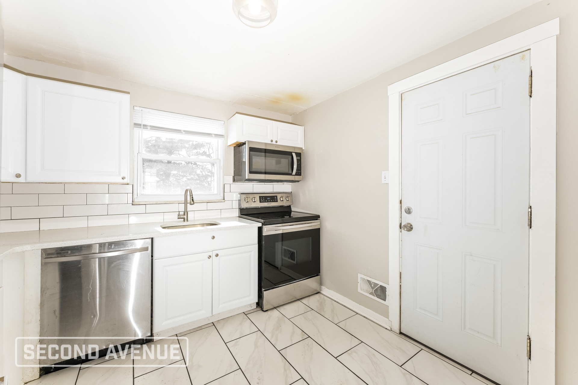 Building Photo - 128 Bellwood Dr