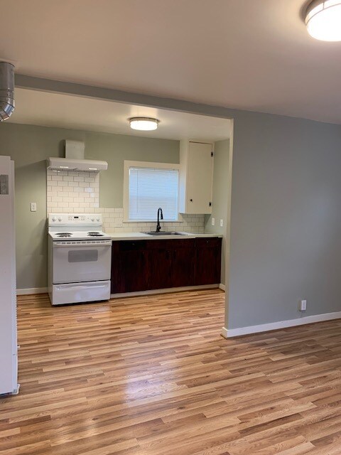 Building Photo - 4808 NE 99th Ave