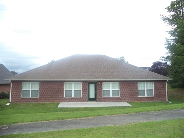Building Photo - 1061 Saint Johns Dr