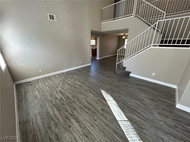 Building Photo - 9844 Via Delores Ave