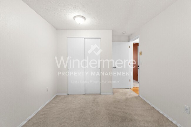 Building Photo - 4128 E 34th Ave