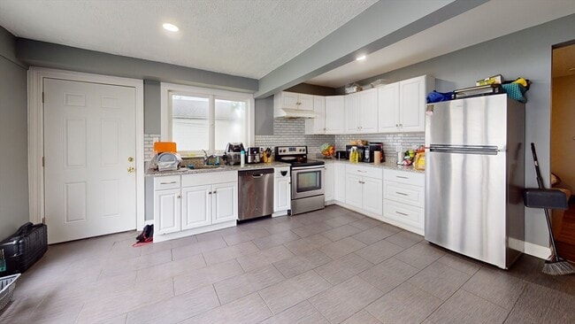 Building Photo - 101 Bradford St