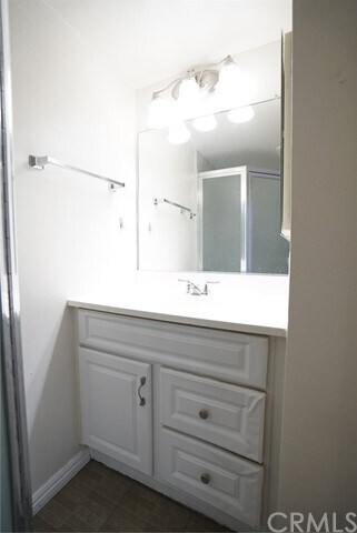 Building Photo - 1012 S Marengo Ave