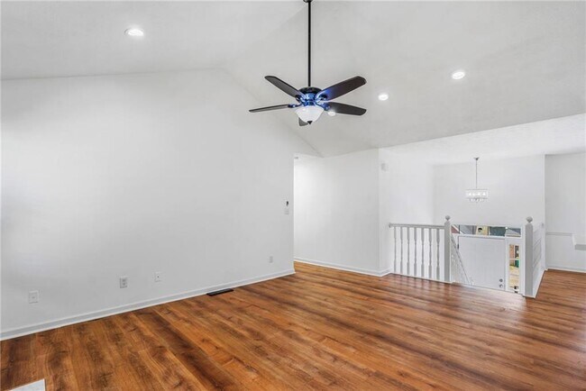Building Photo - 535 Durham Ridge Dr NW