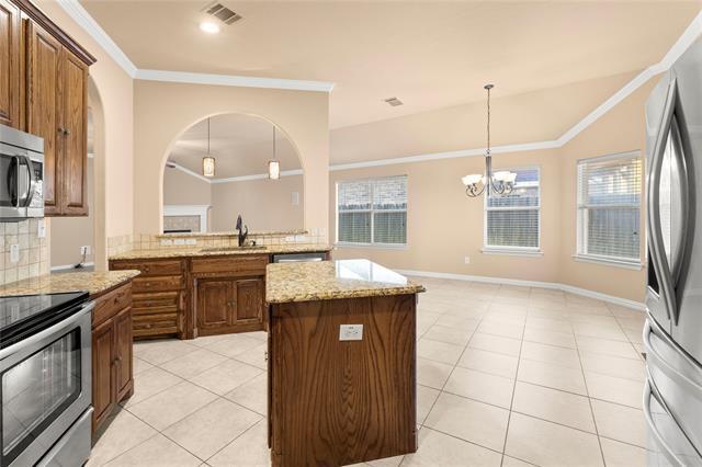 Building Photo - 8245 Edgepoint Tr