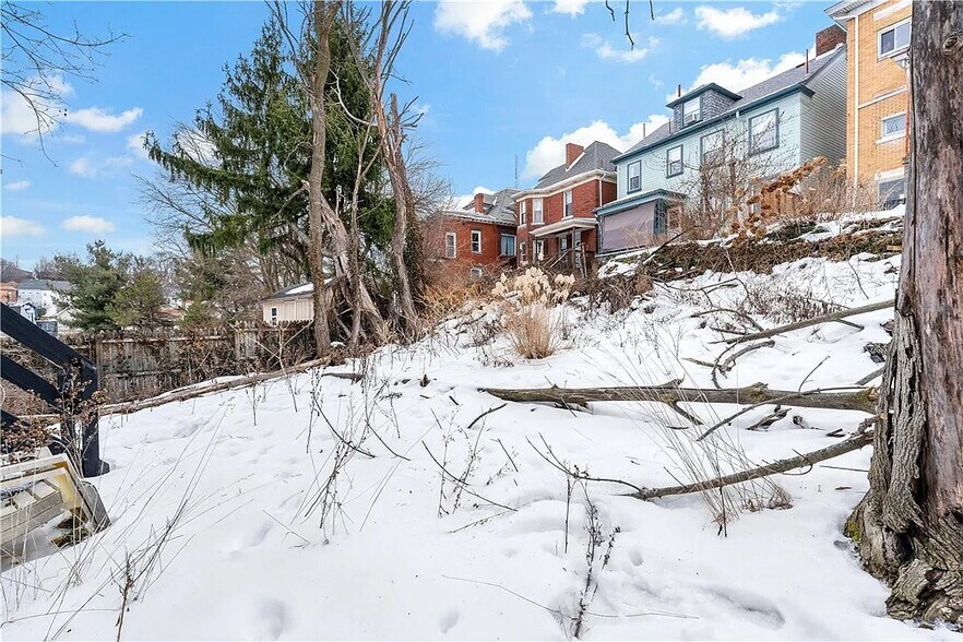Building Photo - 317 Kearsarge St